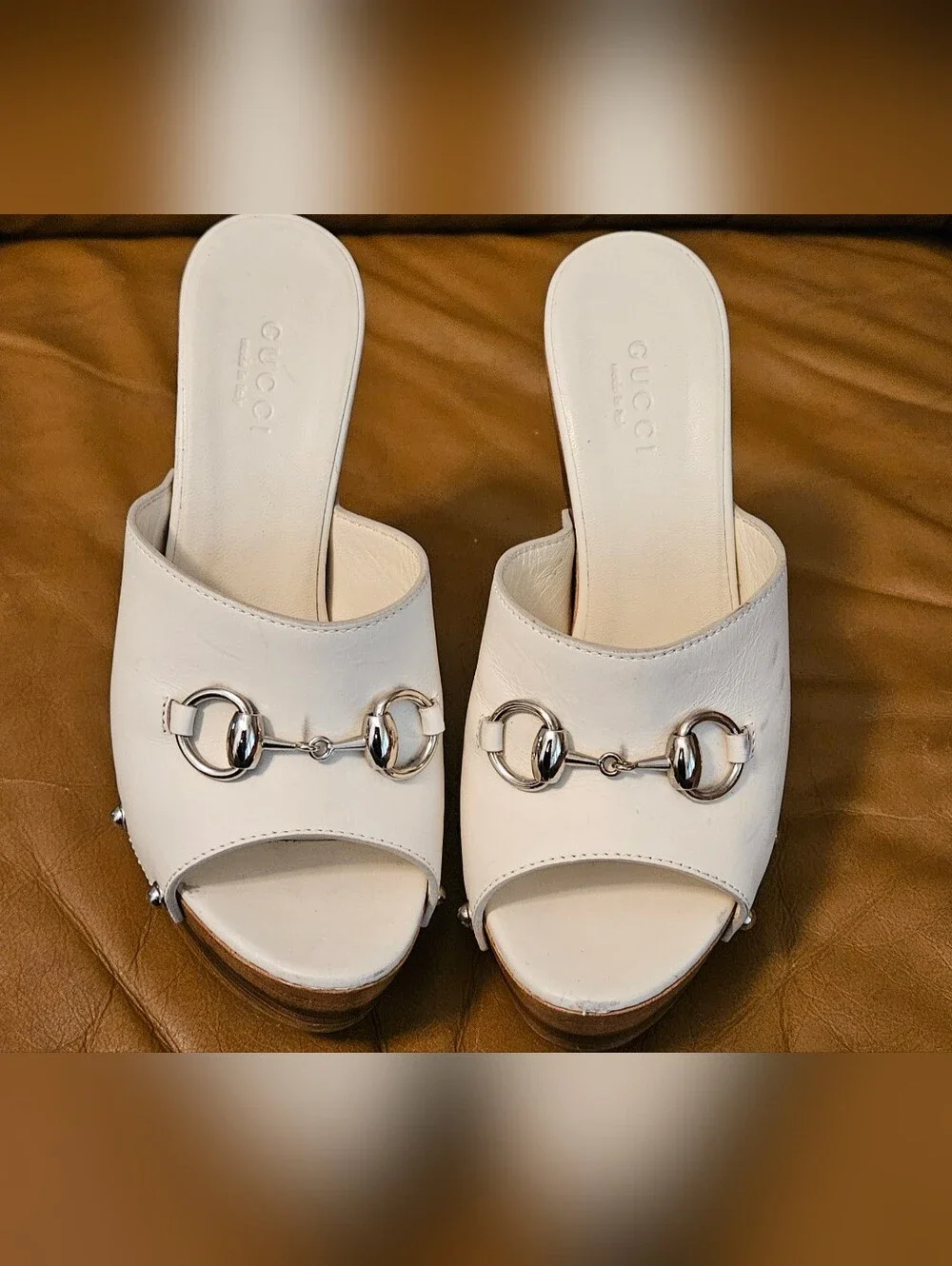 GUCCI Off-White Leather Studded Platform Mule Heels Size 5 US